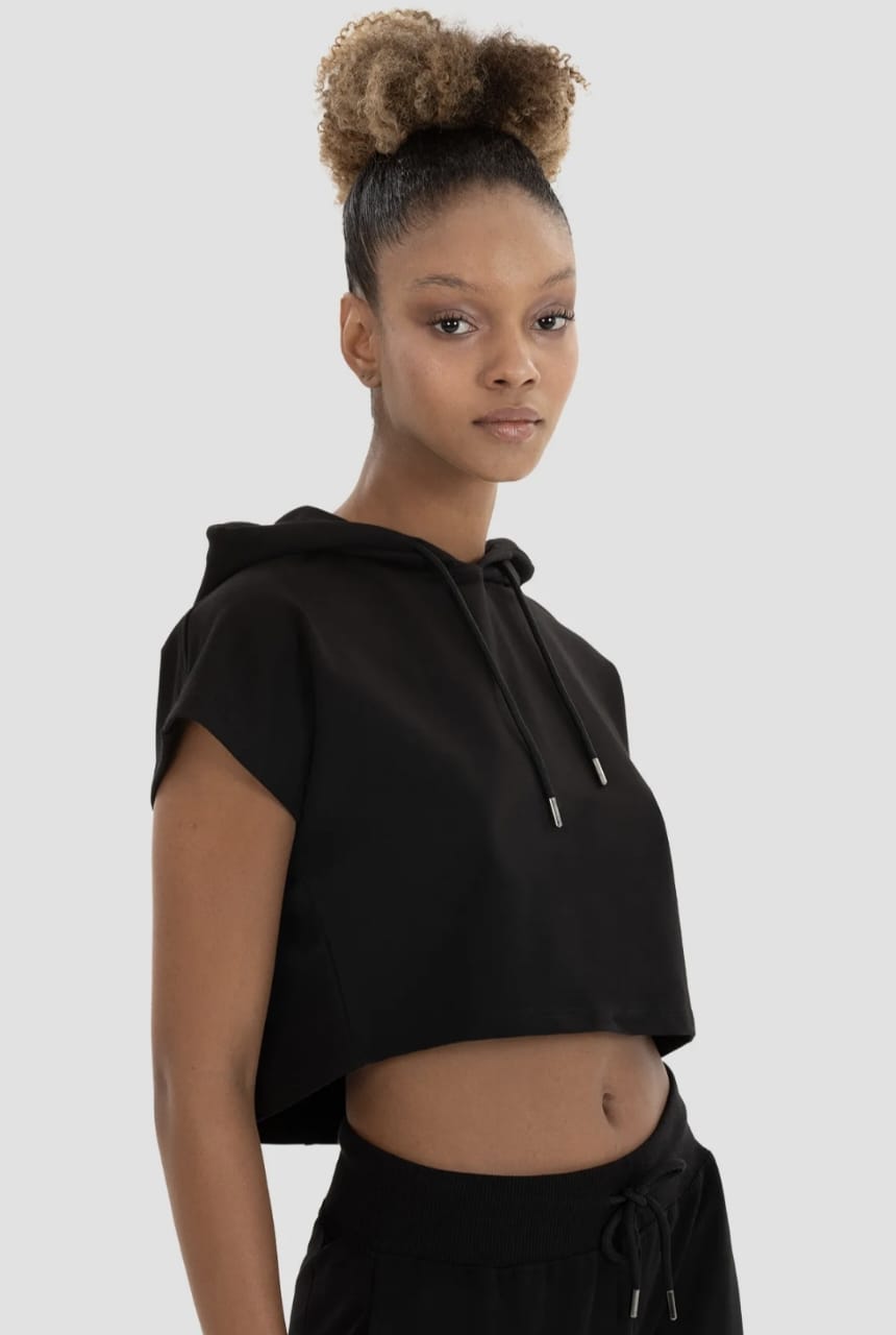 Sleeveless Crop Hoodie